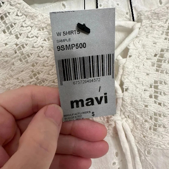 Mavi NWT’s white long sleeve eyelet floral pattern blouse. Size small - Picture 5 of 5